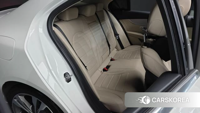 Mercedes-Benz C-Class W205 id 4225787 из Кореи 18