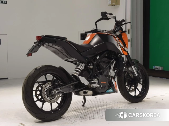 Проданный KTM 200 DUKE 2013 из Японии, фото 2