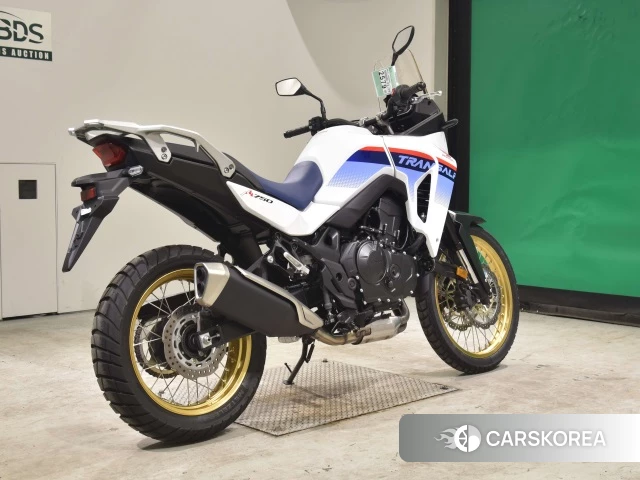Проданный Honda TRANSALP XL750 2023 из Японии