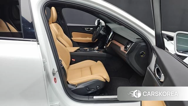 Volvo V60 Cross-Country 2nd Generation id 4853522 из Кореи 18
