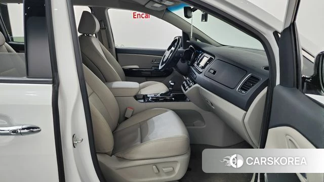 Kia The New Carnival id 4586849 из Кореи 18