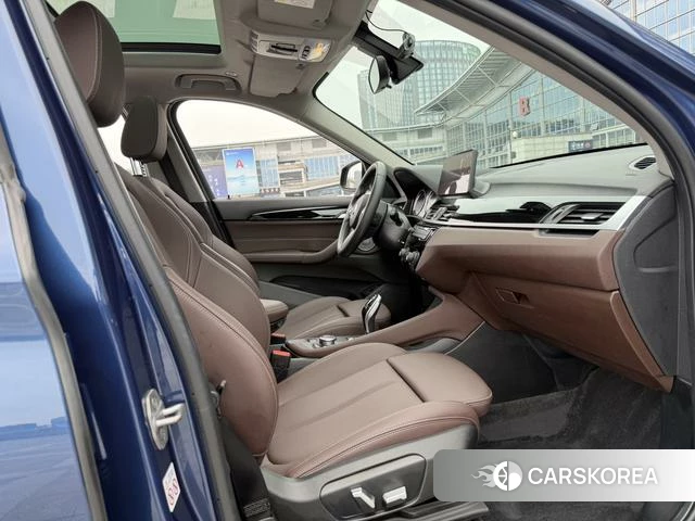 BMW X1 id 4297478 из Китая 18