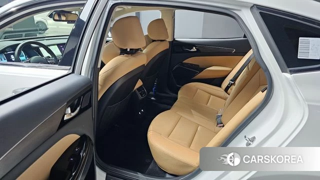 Kia K7 Premier Hybrid id 4196476 из Кореи 18