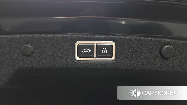 Hyundai Grandeur Hybrid (GN7) id 4360741 из Кореи 18