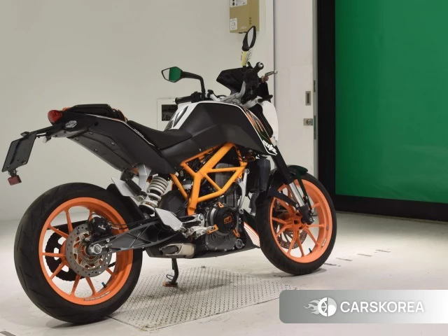 Проданный KTM 390 DUKE 2014 из Японии, фото 2