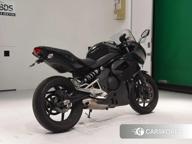 Проданный Kawasaki NINJA 400R 2011 из Японии, фото 2