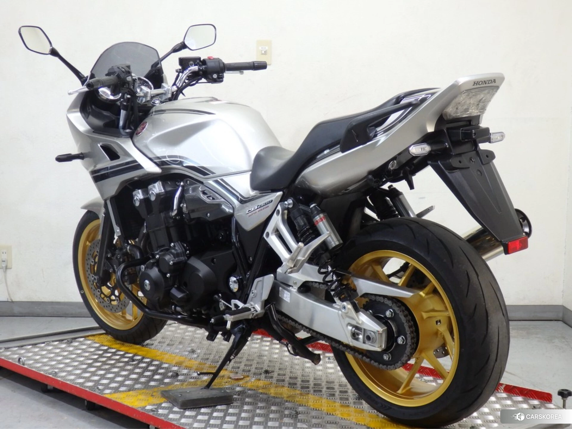 Honda CB1300SF BOLDOR ABS id 4184794 из Японии 18