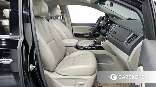 Kia The New Carnival id 4268873 из Кореи 18