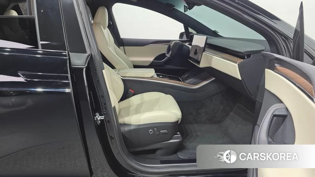 Tesla Model X id 4710888 из Кореи 18