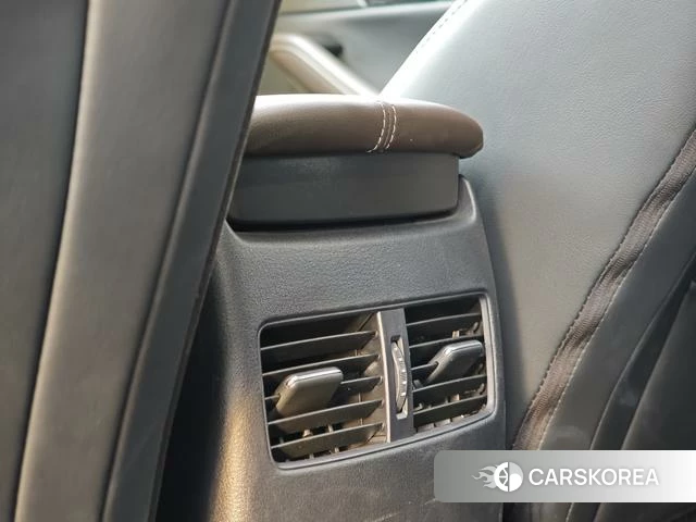 Mazda CX-30 id 4263394 из Китая 18