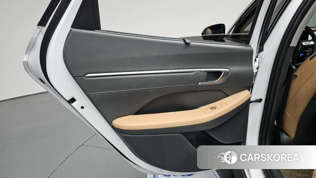 Hyundai Sonata D Edge Hybrid (DN8) id 4897693 из Кореи 18