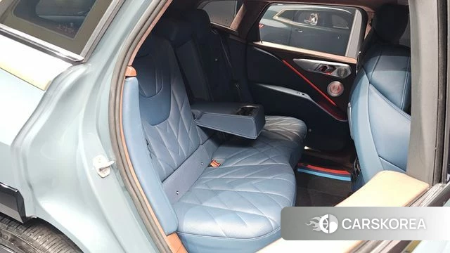 BMW XM (G09) id 4222979 из Кореи 18