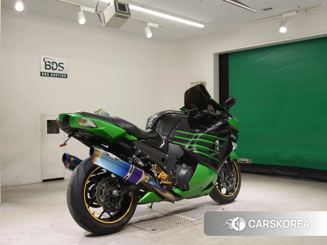 Проданный Kawasaki ZX-14R NINJA ABS 2014 из Японии, фото 2