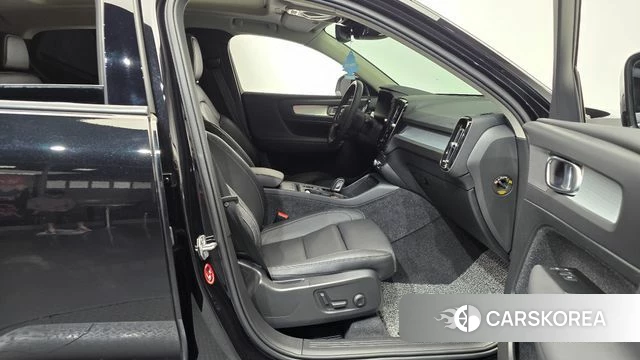 Volvo XC40 id 4702453 из Кореи 18
