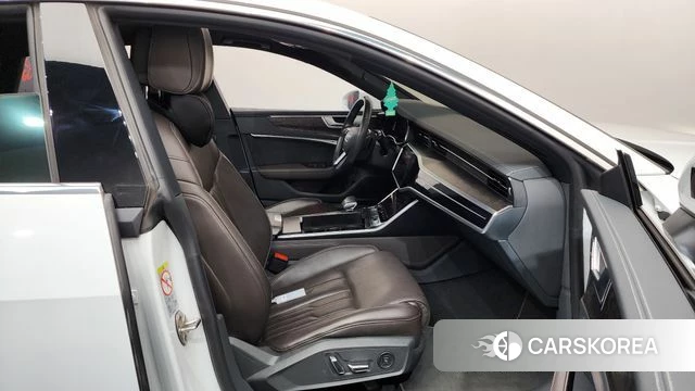 Audi A7 (4K) id 4268561 из Кореи 18