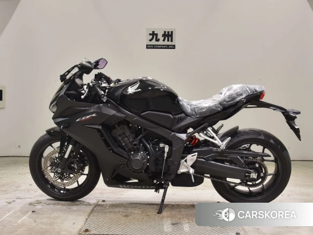 Проданный Honda CBR650R id 4184666 из Японии, фото 18