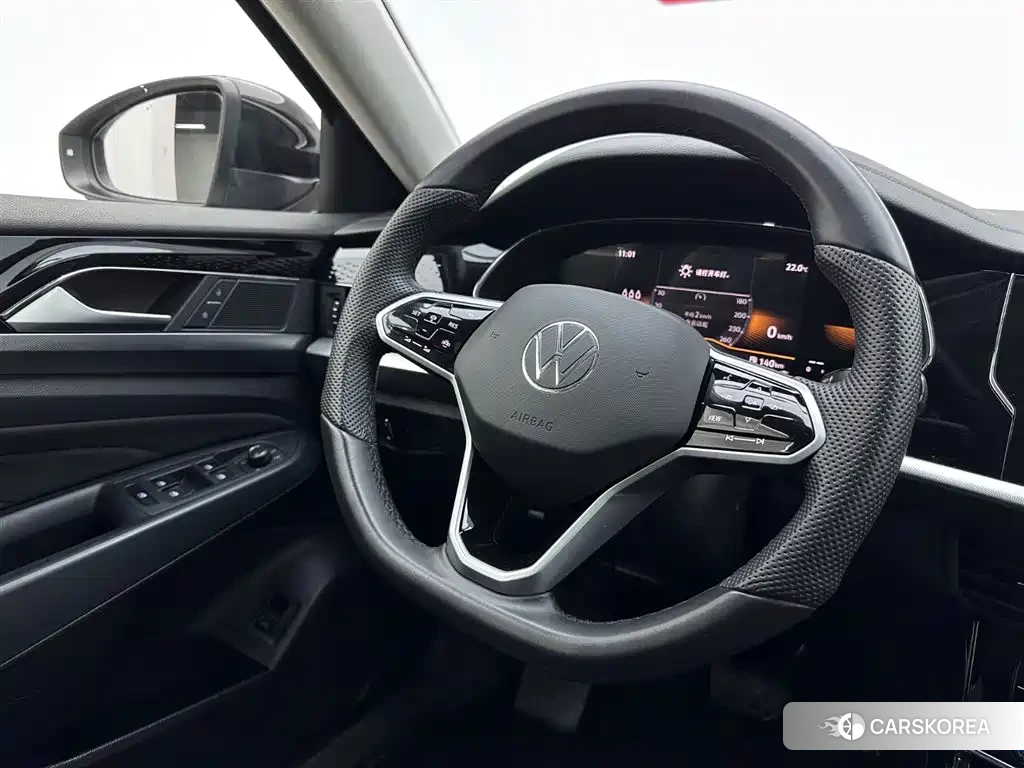 Volkswagen Passat id 4514121 из Китая 18
