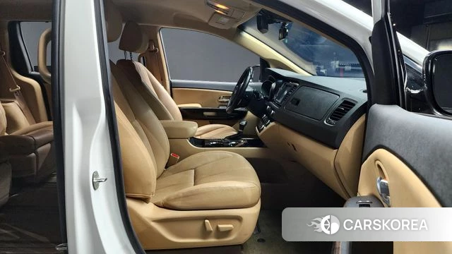 Kia The New Carnival id 4390570 из Кореи 18