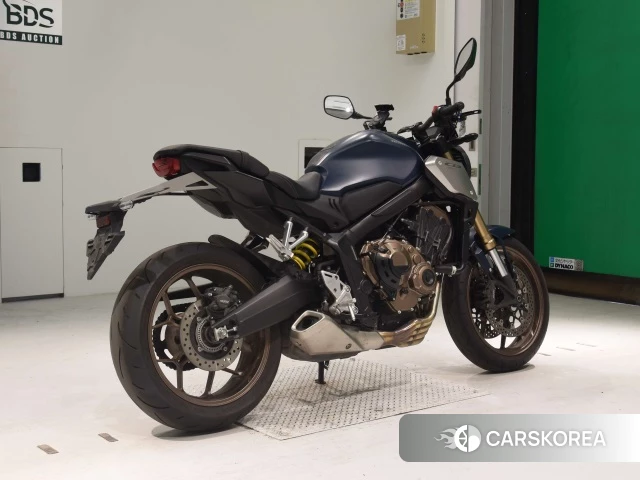 Проданный Honda CB650R 2021 из Японии, фото 2