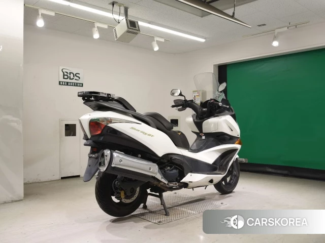 Проданный Honda SILVER WING 600 GT 2015 из Японии, фото 2