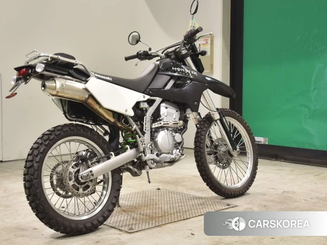Проданный Kawasaki KLX250 2015 из Японии