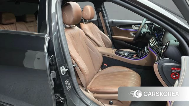 Mercedes-Benz E-Class W213 id 4759077 из Кореи 18