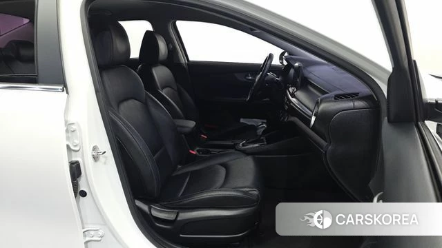 Kia Come New K3 id 4633110 из Кореи 18