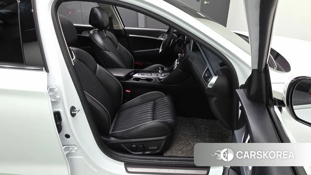 Genesis G70 id 4535805 из Кореи 18