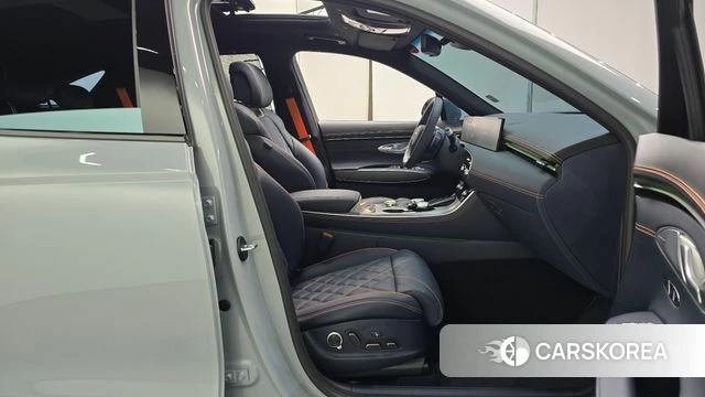 Genesis GV70 id 4426992 из Кореи 18