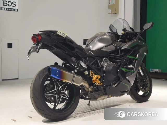 Проданный Kawasaki NINJA H2 SX SE 2021 из Японии, фото 2