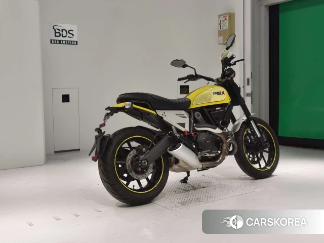 Проданный Ducati SCRAMBLER ICON 2016 из Японии, фото 2