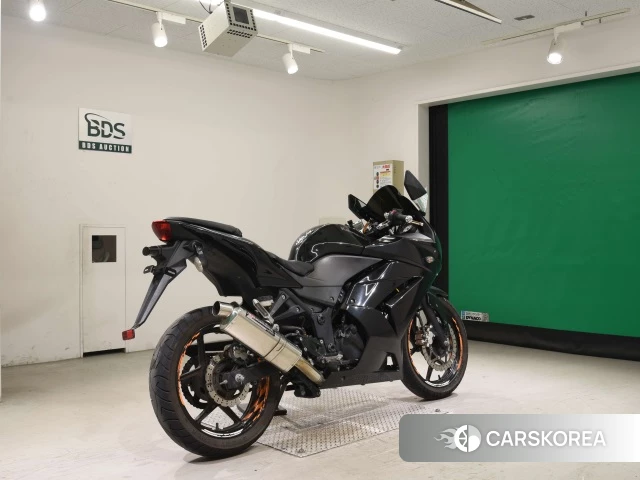 Проданный Kawasaki NINJA 250R 2012 из Японии, фото 2