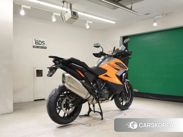 Проданный KTM 1290 SUPER ADVENTURE S 2022 из Японии, фото 2