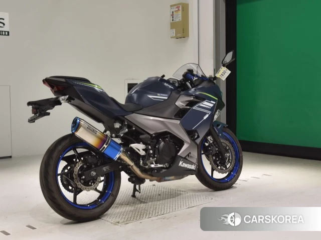 Проданный Kawasaki NINJA 400 2023 из Японии, фото 2