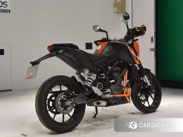 Проданный KTM 200 DUKE 2014 из Японии, фото 2