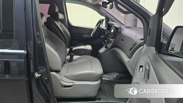 Hyundai The New Grand Starex id 4520793 из Кореи 18