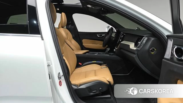 Volvo XC60 second Generation id 4698335 из Кореи 18