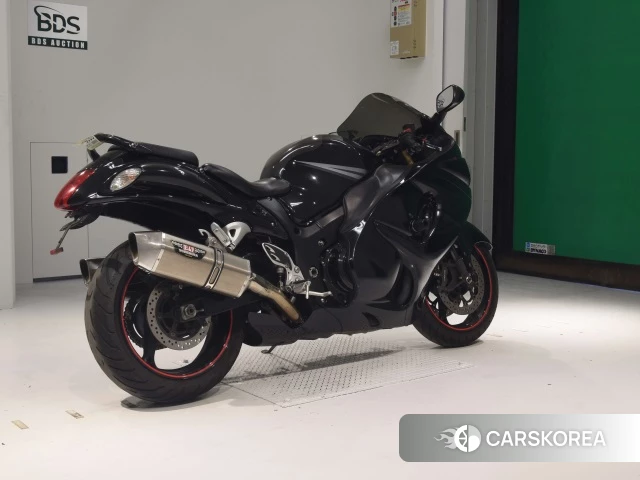 Проданный Suzuki GSX1300R HAYABUSA 2013 из Японии, фото 2