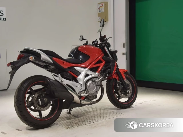 Проданный Suzuki GLADIUS 400 id 4078694 из Японии, фото 2