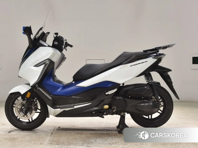 Honda FORZA id 4193837 из Японии 18