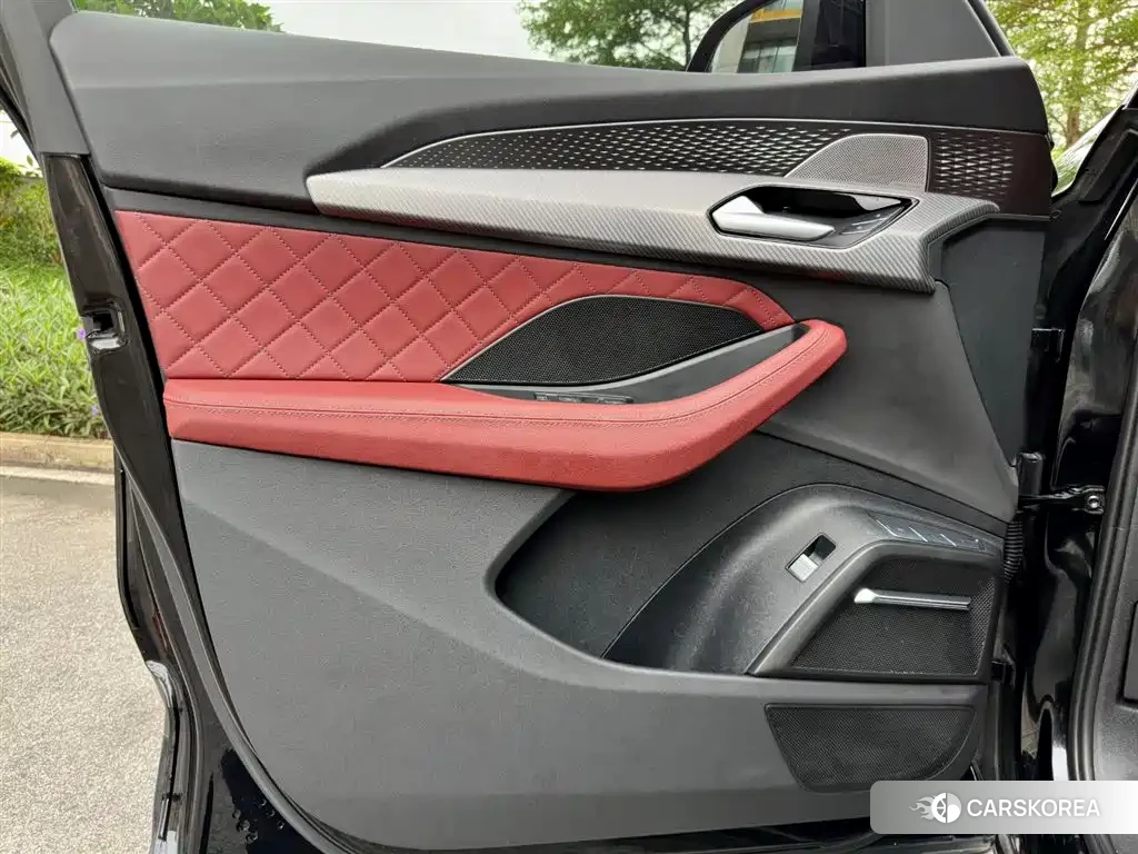 Audi Q6 id 4679761 из Китая 18
