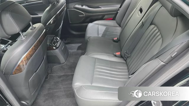 Genesis G90 id 4651321 из Кореи 18