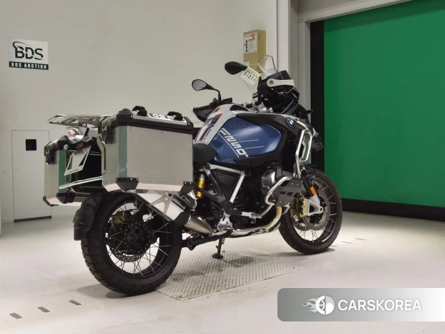 Проданный BMW R1250GS ADVENTURE 2023 из Японии, фото 2