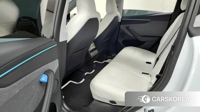 Tesla Model Y id 4359833 из Кореи 18
