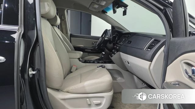 Kia The New Carnival id 4918566 из Кореи 18