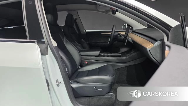 Tesla Model Y id 4388393 из Кореи 18