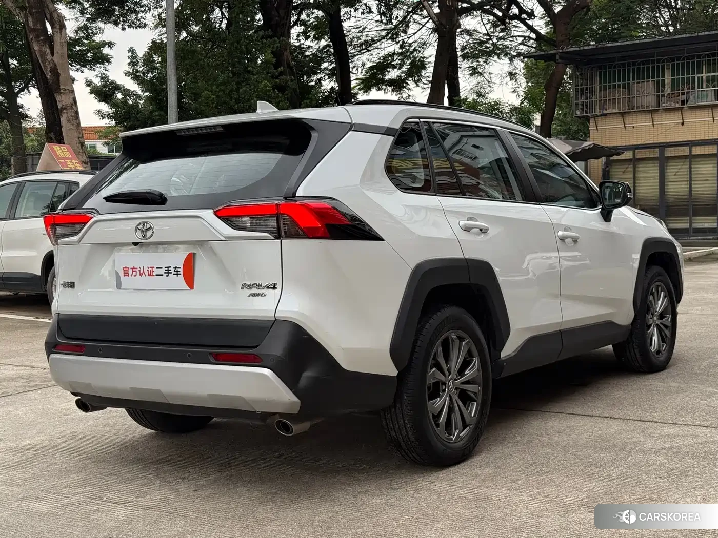 Toyota RAV4 id 4589187 из Китая 18
