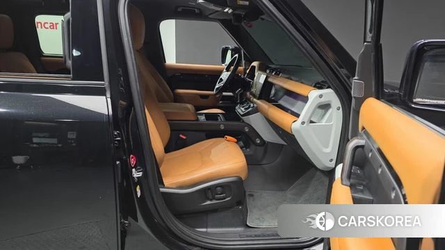 Land Rover Defender (L663) id 4524199 из Кореи 18