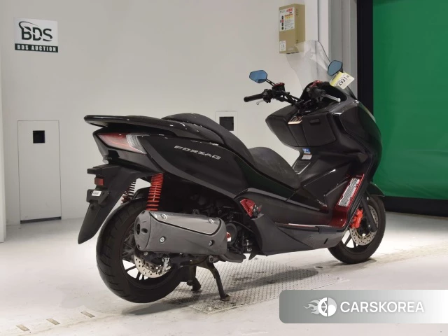 Проданный Honda FORZA 2013 из Японии