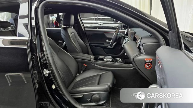 Mercedes-Benz A-Class W177 id 4316916 из Кореи 18
